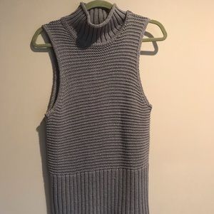 Gap medium sweater tank